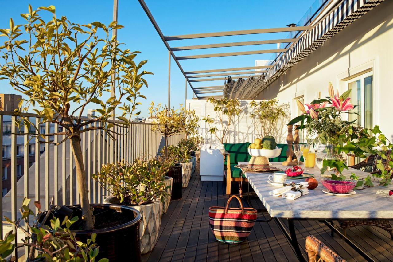 Bless Hotel Madrid - The Leading Hotels Of The World Εξωτερικό φωτογραφία A balcony