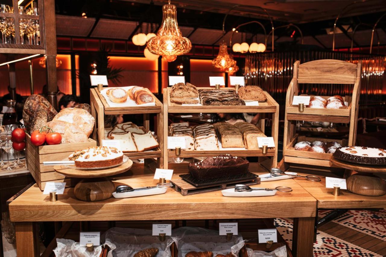 Bless Hotel Madrid - The Leading Hotels Of The World Εξωτερικό φωτογραφία A dessert buffet