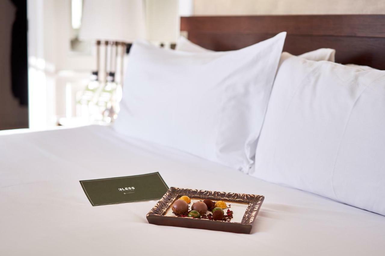 Bless Hotel Madrid - The Leading Hotels Of The World Εξωτερικό φωτογραφία A turndown service at a hotel